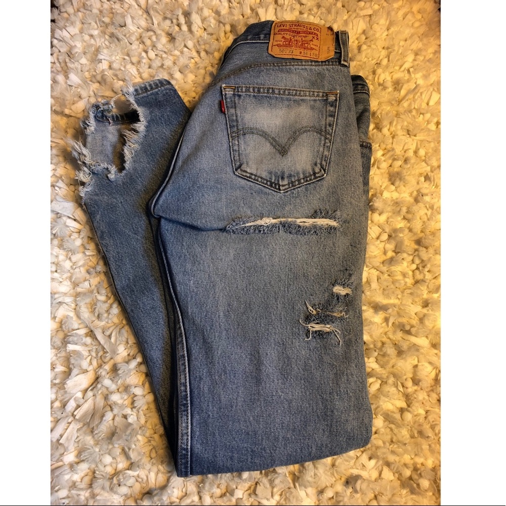 Distressed Levi’s jeans